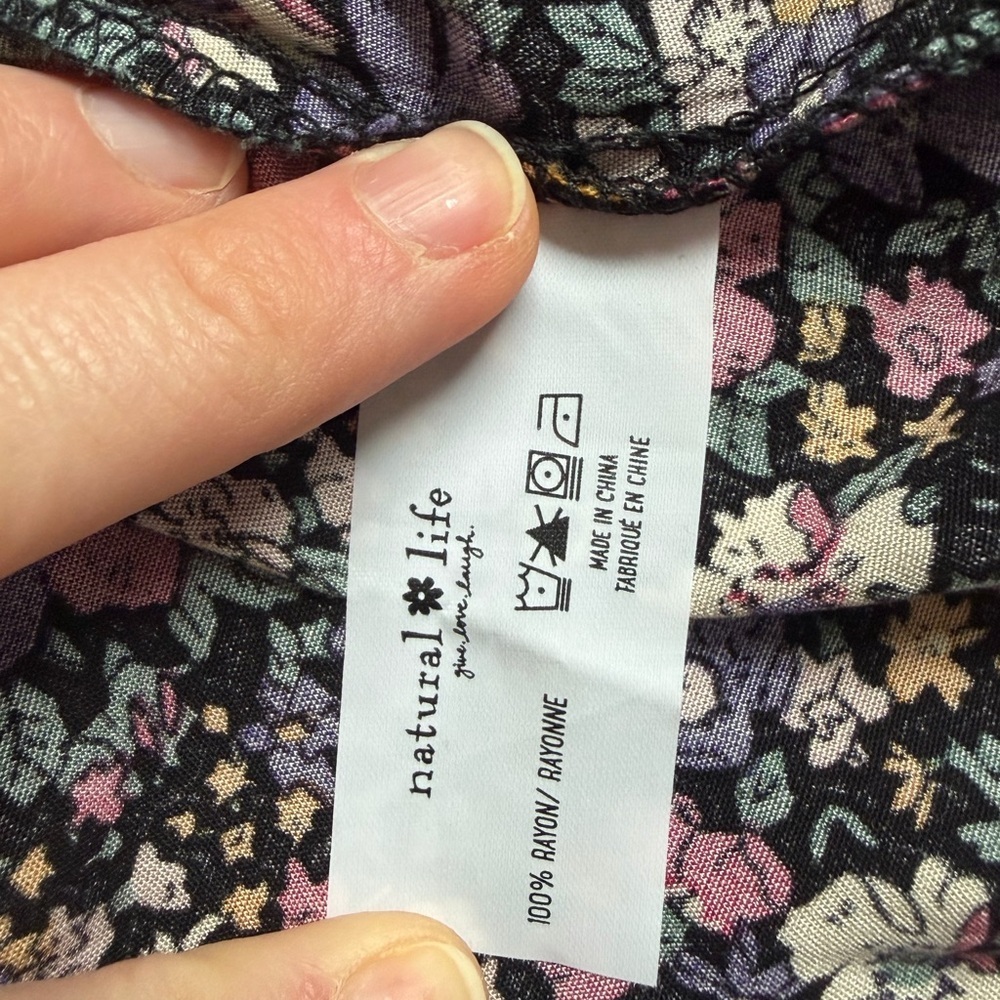 NATURAL LIFE Black Floral Tiered Long-Sleeve Maxi Dress - Picture 4 of 6